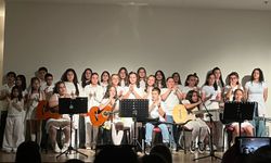 Mesir Ortaokulu öğrencilerinden unutulmaz müzik şöleni