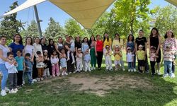 Manisa'da Minik Kalplerden Annelere Sıcak Sürprizler