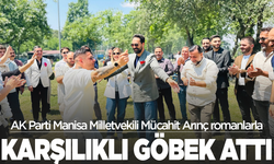 AK Parti Manisa Milletvekili Mücahit Arınç, Romanlarla karşılıklı oynadı