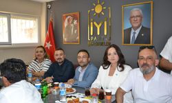 İYİ Parti Manisa İl Başkanlığı Bayramlaştı