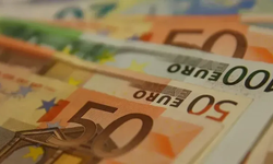 Euro rekor kırdı! Tarihi zirve görüldü