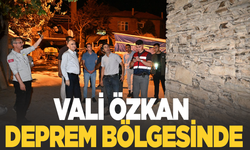 Vali Özkan depremden etkilenen bölgeleri inceledi