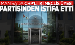 Kula’da CHP’li iki meclis üyesi partisinden istifa etti