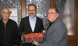 Eski Bakan Kasapoğlu, Kula Esnaf ve Sanatkârlar Odası'nı ziyaret etti