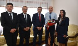 Kaymakam Güldoğan’dan, eğitim çınarlarına vefa