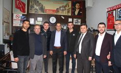 AK Parti'li başkanlardan Kula'da esnaf ve ev ziyaretleri