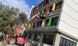 Okul aile birliği ve hayırseverlerden destek... İlçenin en büyük okulu klimalarla donatılıyor