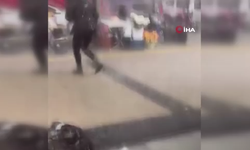 İzmir’de sağanak ve fırtına hayatı felç etti