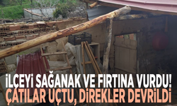 İlçeyi sağanak ve fırtına vurdu! Çatılar uçtu, direkler devrildi