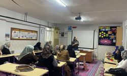 İlçede aileler için çocuk gelişimi eğitimi