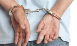 İzmir'de 1 milyar liralık tefeci operasyonu: 5 gözaltı