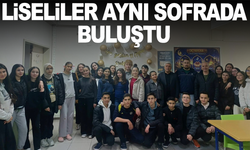 Sarıgöl’de liseliler aynı sofrada buluştu
