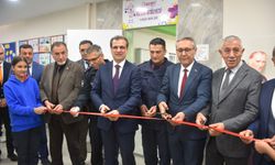 Salihli’de öğrencilerin hayal gücünü geliştirecek resim atölyesi açıldı