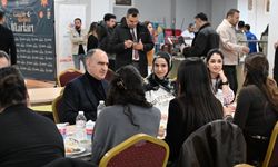 Vali Özkan Manisa CBÜ’lü öğrencilerle iftarda buluştu