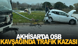 Akhisar’da OSB kavşağında trafik kazası: 1 yaralı