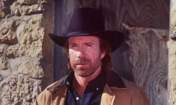Efsane isim Chuck Norris 86 yaşında hayatını kaybetti!