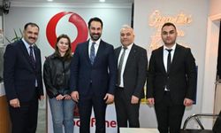 Demirci'de 5 bin kişilik iftar sofrası kuruldu