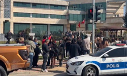 Kaymakamlıkta silah sesleri!