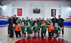 Manisa BBSK "Namağlup" Play-Off’a