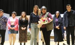 ‘Canım Komşularım’ İlk Kez Seyircisiyle Buluştu: Salon Doldu Taştı