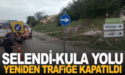 Selendi-Kula yolu yeniden trafiğe kapatıldı
