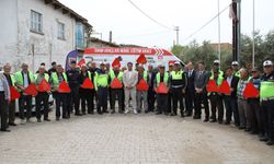 Kula’da çiftçilere trafik güvenliği eğitimi