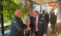 Başkan Akdeniz bayram namazını Afşar Mahallesi’nde kıldı