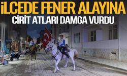 Selendi’de Meşaleli Yürüyüşe Cirit Atları Eşlik Etti