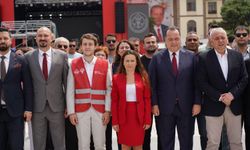 CHP Manisa teşkilatı 19 Mayıs’ı alanlarda kutladı