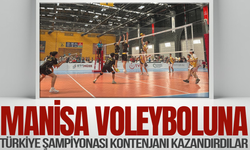 Genç voleybolcular Manisa'ya iki şampiyona hakkı getirdi