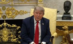 Trump: "İran, Hürmüz Boğazı'ndan geçen gemilere 4 İHA fırlattı; bu ateşkesin aptalca bir ihlalidir"