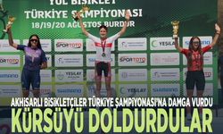Akhisarlı bisikletçiler Türkiye Şampiyonası’na damga vurdu... Kürsüyü doldurdular