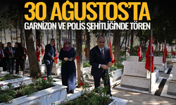 Manisa'da 30 Ağustos'ta Şehitlikler Ziyaret Edildi