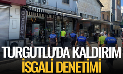 Turgutlu'da kaldırım işgali denetimi