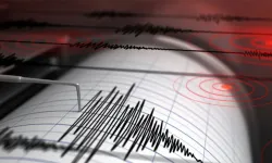 Endonezya'da 7.7 büyüklüğünde deprem