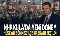 MHP Kula'da yeni dönem... Hüseyin Sönmez İlçe Başkanı seçildi