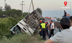 Özel halk otobüsü devrildi... 21 kişi yaralandı