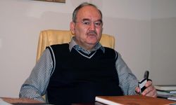 Burhan Özfatura vefat etti
