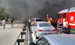 Bayraklı Tünelleri'nde korkutan tır yangını