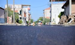 Ahmetli’de Yollar Sıcak Asfaltla Buluşuyor