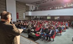 Alaşehir’de velilere dijital bağımlılık uyarısı