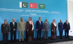 Suudi Arabistan’da Mekke İttifakı’nın Stratejik Siyasi ve Savunma Komitesi toplantısı yapıldı