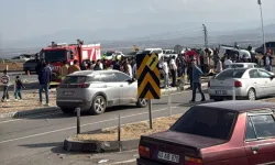 Kahramanmaraş'ta MHP'li vekille il başkanının konvoyu kaza yaptı