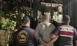 11 yıl 8 ay hapis cezası vardı.... Gizli bölmede yakalandı