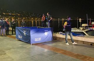 İzmir'de sır ölüm! Denizden ayağına bidon bağlı ceset çıktı