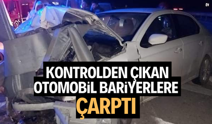Kontrolden çıkan otomobil bariyerlere çarptı
