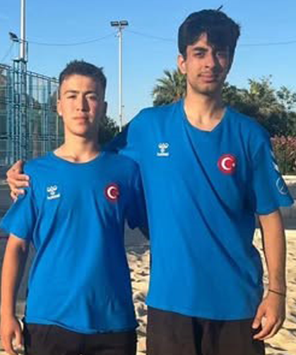 Hentbol Milli Takımına 2 genç sporcu davet edildi