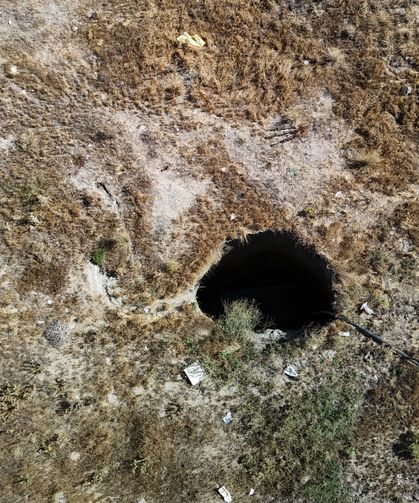 Akşam deprem oldu, sabah obruk ortaya çıktı