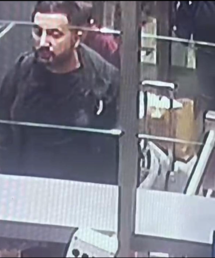 Soygun firarisi Erdal Timurtaş ve eşinin yurt dışına kaçış görüntüleri ortaya çıktı