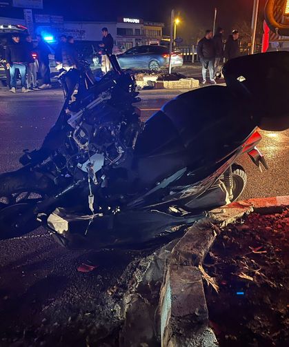 Menteşe'de motosiklet tıra çarptı: 1 ölü